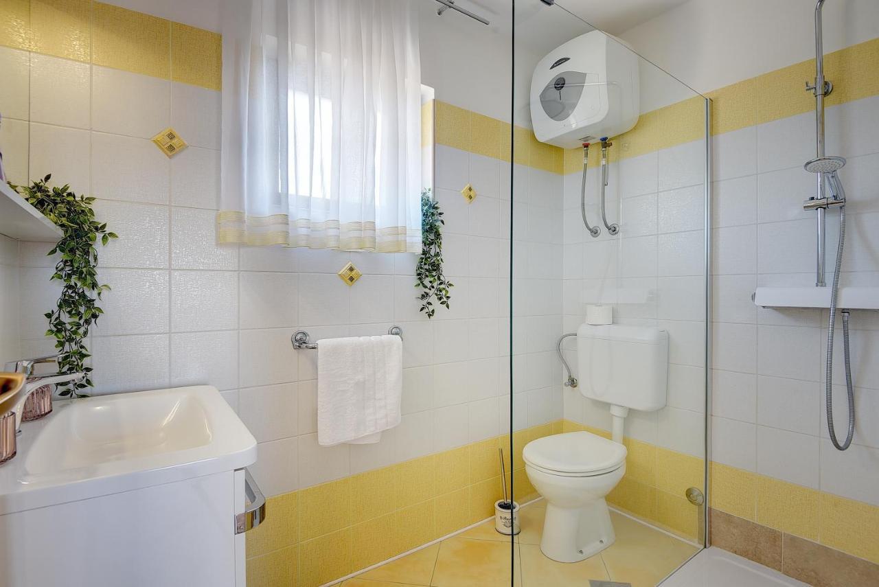 Apartments Vita Vinkuran Ngoại thất bức ảnh